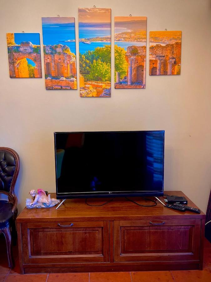 La Fontanella Apartment Taormina Buitenkant foto