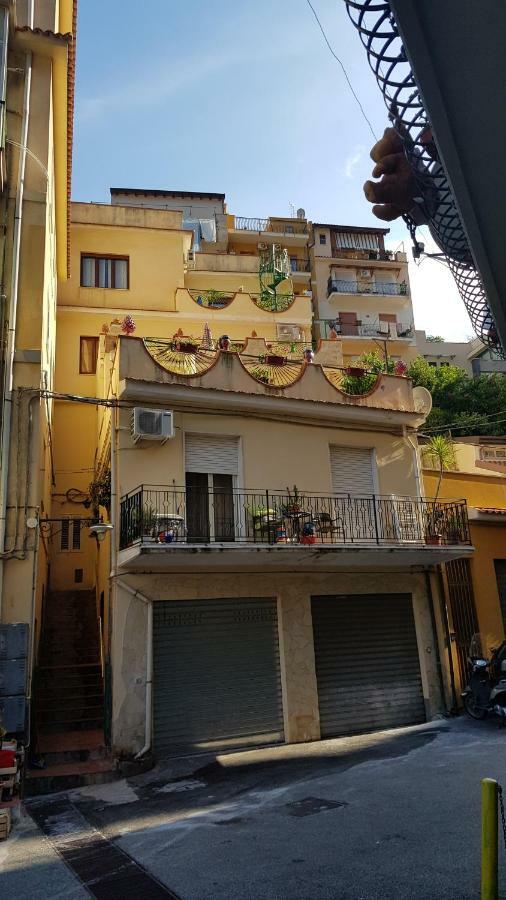 La Fontanella Apartment Taormina Buitenkant foto