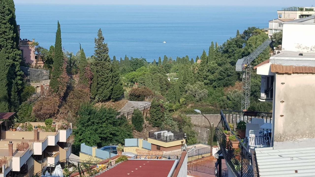 La Fontanella Apartment Taormina Buitenkant foto